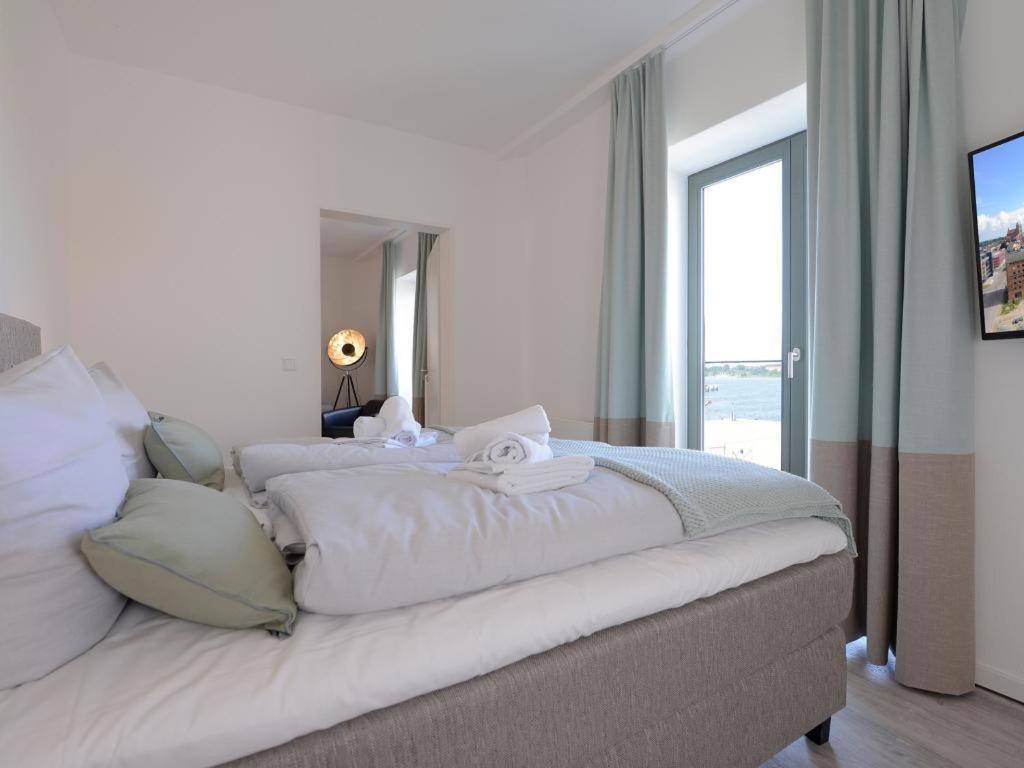 Meerblickzimmer Ohlerich Speicher Appartement 13 Висмар Экстерьер фото